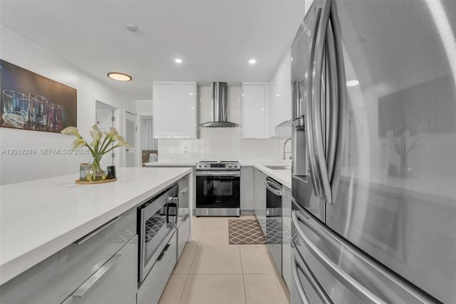 11500 SW 57th Ter, Miami, FL 33173