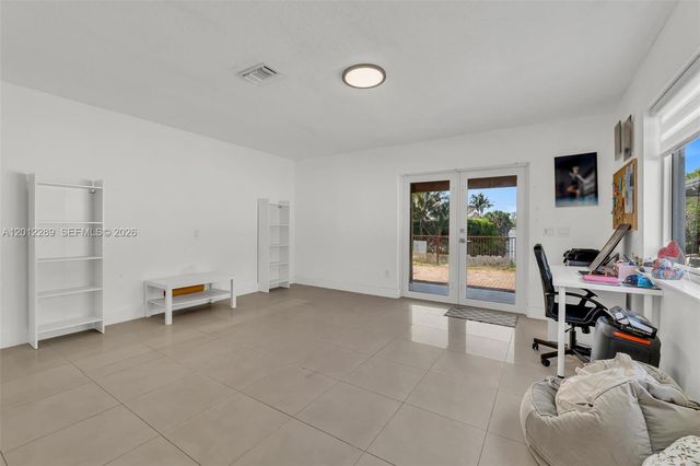 11500 SW 57th Ter, Miami, FL 33173