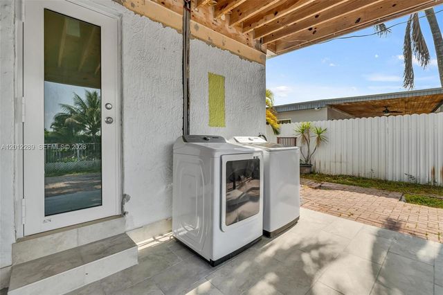 11500 SW 57th Ter, Miami, FL 33173