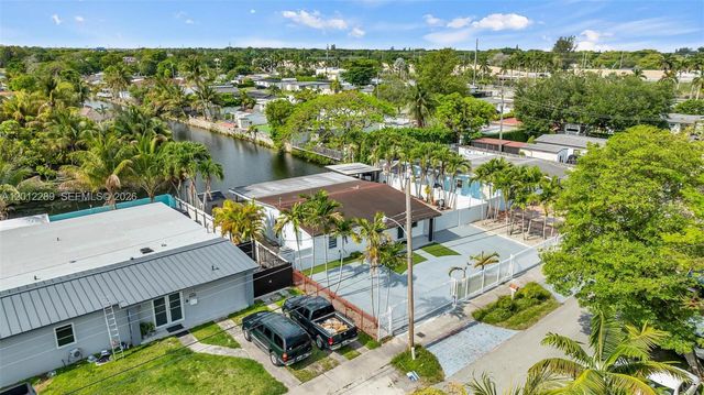 11500 SW 57th Ter, Miami, FL 33173