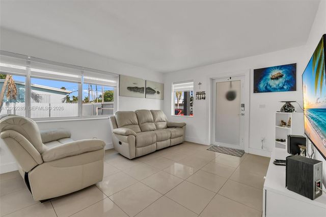 11500 SW 57th Ter, Miami, FL 33173