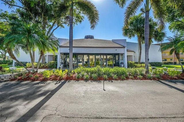 6700 ROYAL PALM Boulevard 203D, Margate, FL 33063