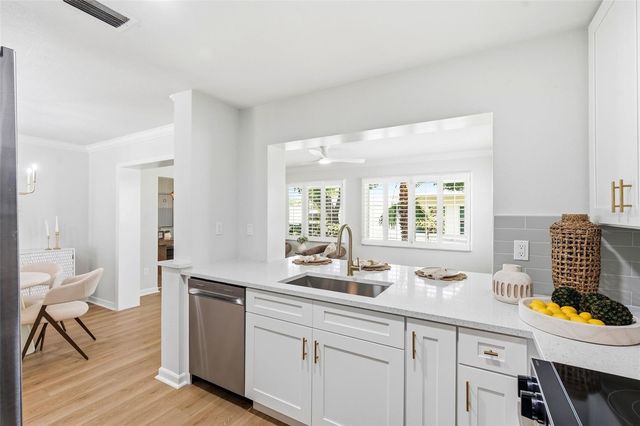9128 142ND STREET, Seminole, FL 33776