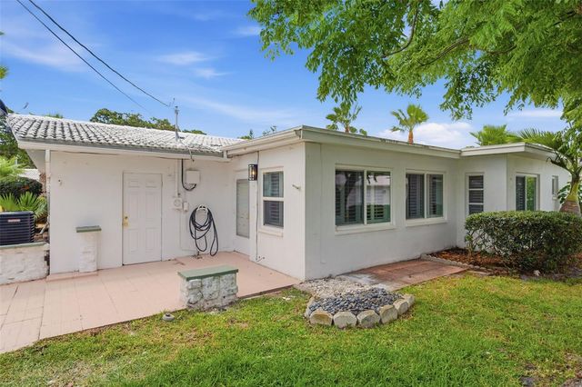 9128 142ND STREET, Seminole, FL 33776