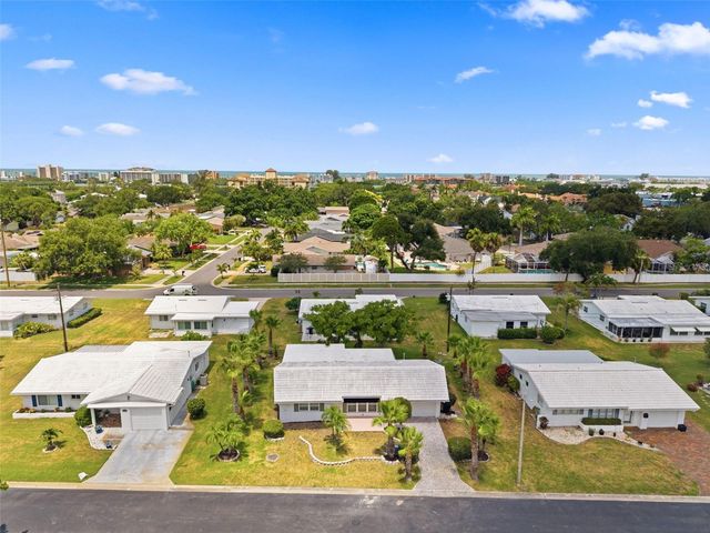 9128 142ND STREET, Seminole, FL 33776