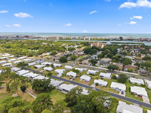 9128 142ND STREET, Seminole, FL 33776
