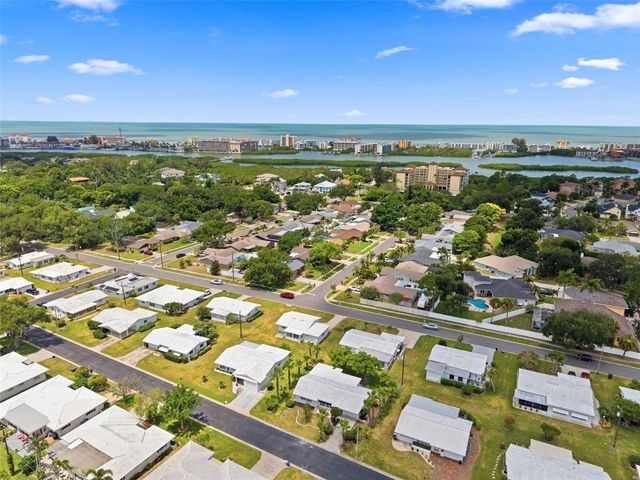 9128 142ND STREET, Seminole, FL 33776