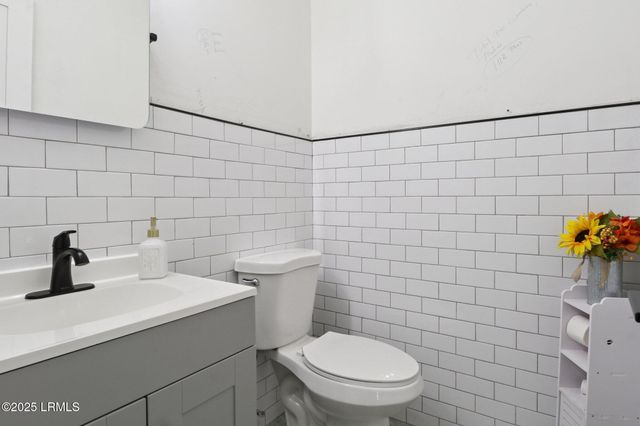 100 Drayton Drive, Ridgeland, SC 29936