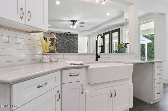 100 Drayton Drive, Ridgeland, SC 29936