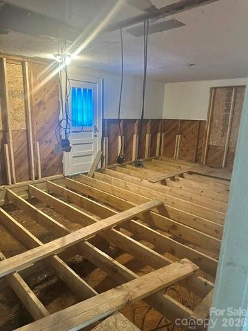 100 N West Street, Monroe, NC 28112