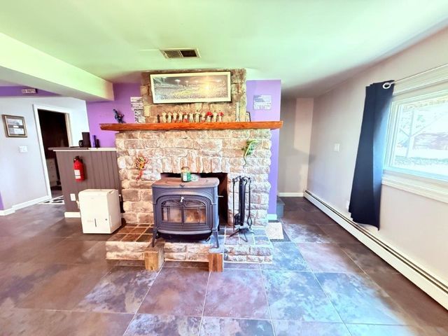 33 Bruce Road, Canaan, NH 03741