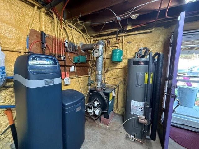 33 Bruce Road, Canaan, NH 03741