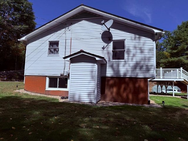 33 Bruce Road, Canaan, NH 03741