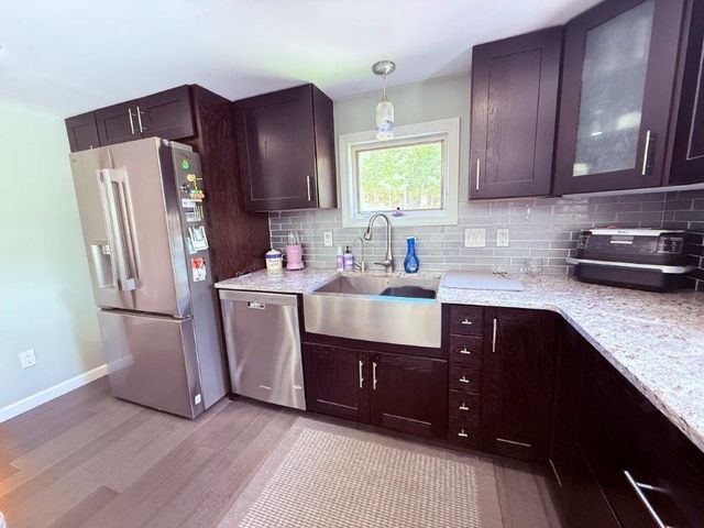 33 Bruce Road, Canaan, NH 03741