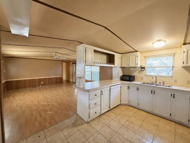 1091 Withers Road, Mineral Wells, TX 76067