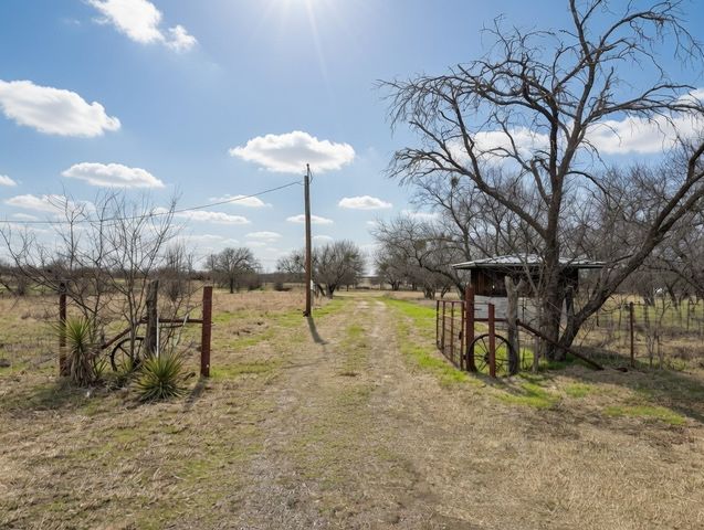 1091 Withers Road, Mineral Wells, TX 76067