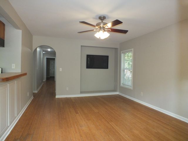 418 Meritta Avenue, Beaufort, SC 29902