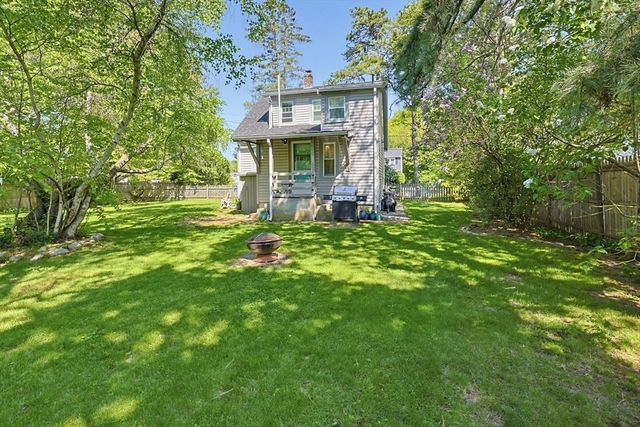 38 Sentinel St, Stoughton, MA 02072