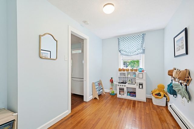 38 Sentinel St, Stoughton, MA 02072
