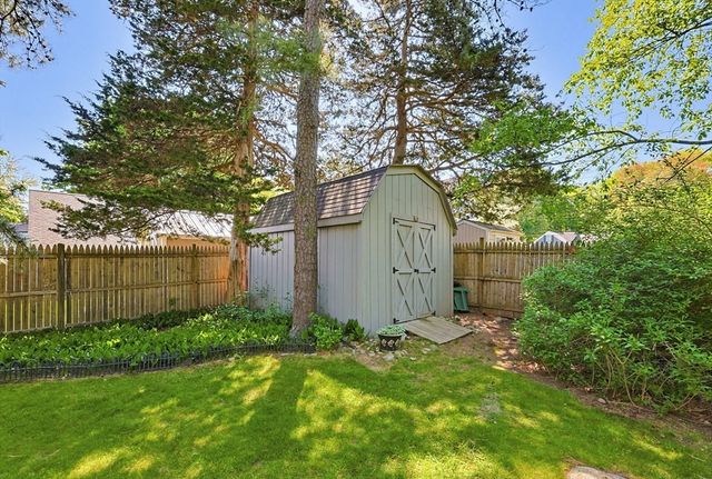 38 Sentinel St, Stoughton, MA 02072