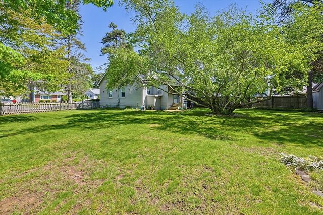 38 Sentinel St, Stoughton, MA 02072