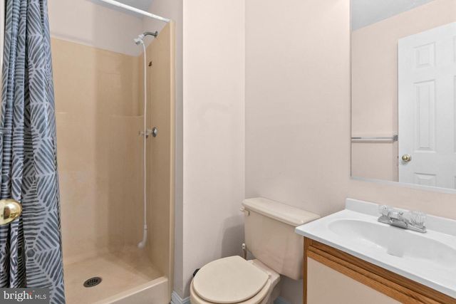 2125 CEDAR BARN WAY, Baltimore, MD 21244
