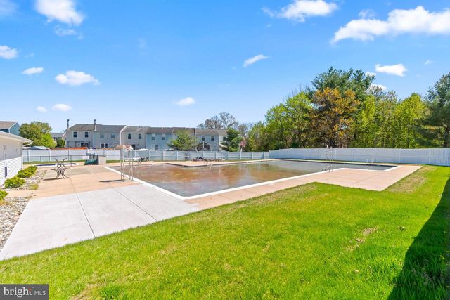 2125 CEDAR BARN WAY, Baltimore, MD 21244