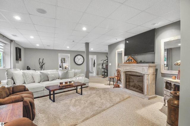 21233 Forest Trail, Big Rapids, MI 49307