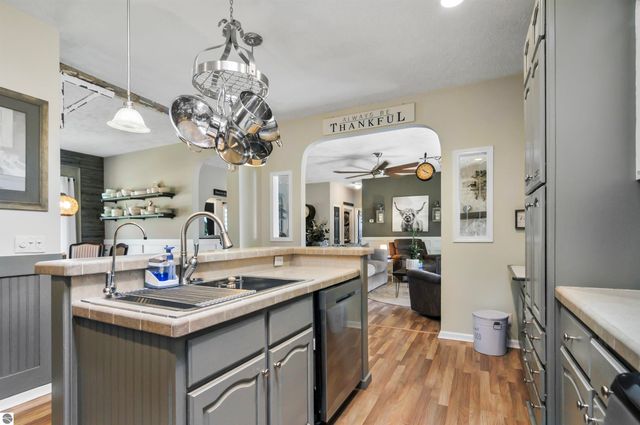 21233 Forest Trail, Big Rapids, MI 49307