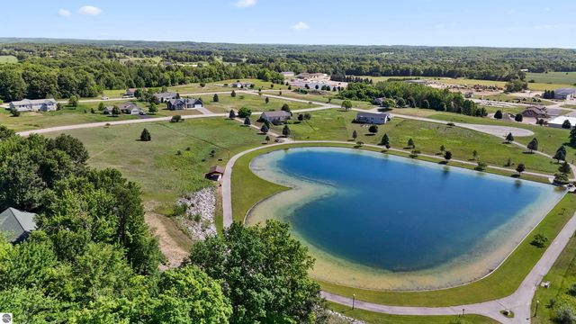 21233 Forest Trail, Big Rapids, MI 49307