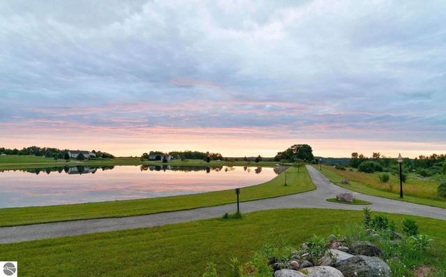 21233 Forest Trail, Big Rapids, MI 49307