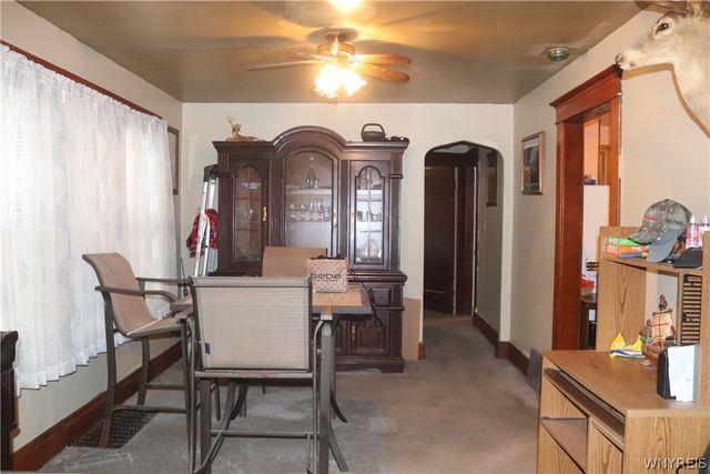 35 Loxley Road, Cheektowaga, NY 14225