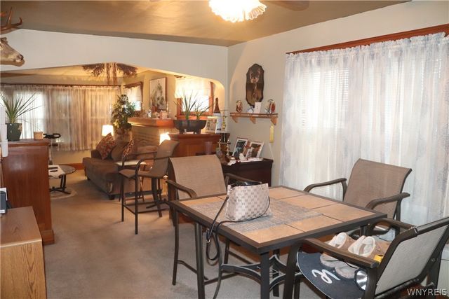 35 Loxley Road, Cheektowaga, NY 14225