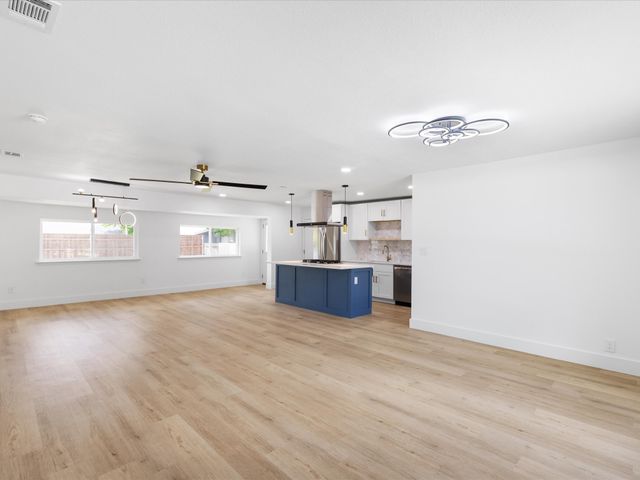1914 Exeter Street, Irving, TX 75062