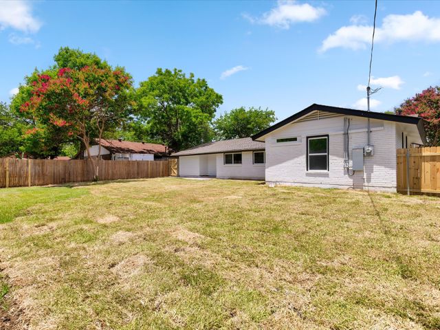 1914 Exeter Street, Irving, TX 75062