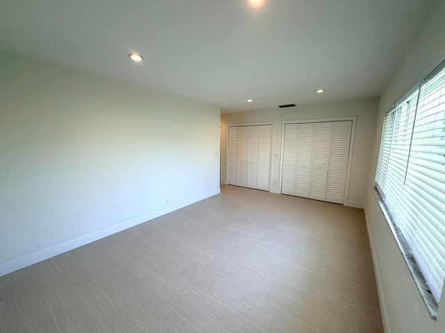 2648 NE 9TH Street, Pompano Beach, FL 33062