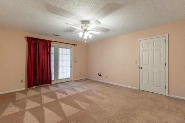 6780 Hickory Creek Road, Chattanooga, TN 37421