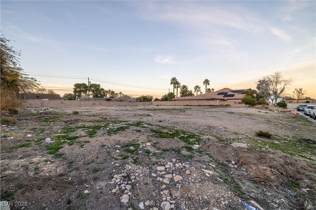 7242 Lafite Court, Las Vegas, NV 89117