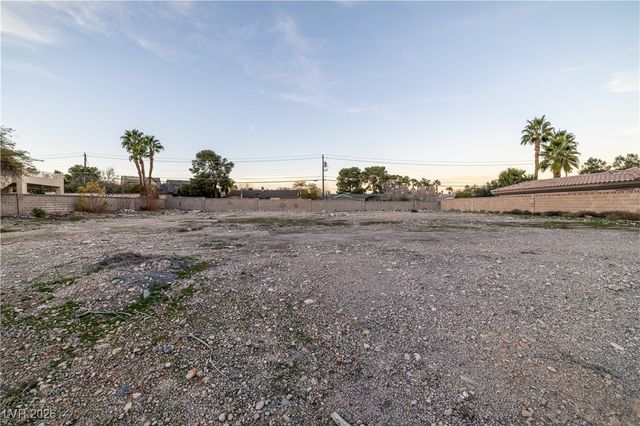 7242 Lafite Court, Las Vegas, NV 89117