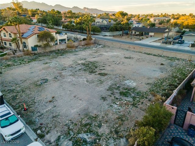 7242 Lafite Court, Las Vegas, NV 89117