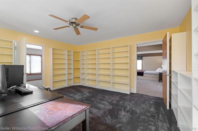 2390 Noble Road, Addison Township, MI 48370