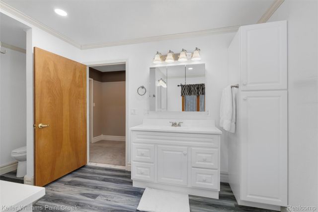 2390 Noble Road, Addison Township, MI 48370