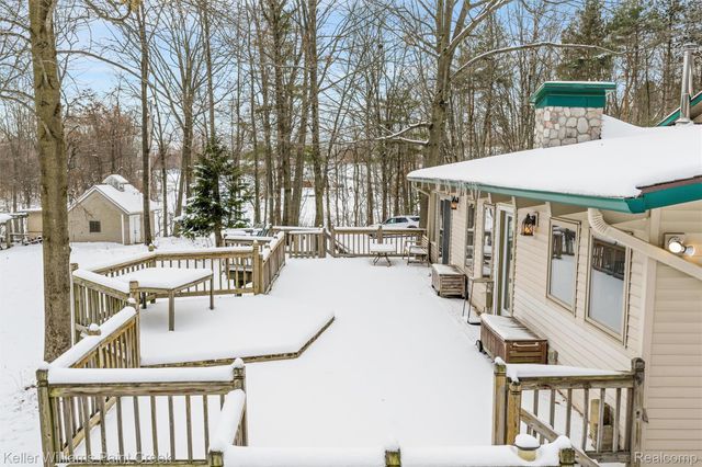 2390 Noble Road, Addison Township, MI 48370