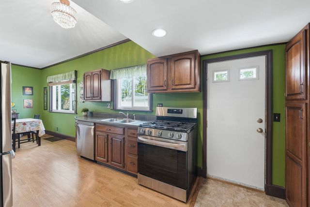 319 E Broad Street, Angola, IN 46703