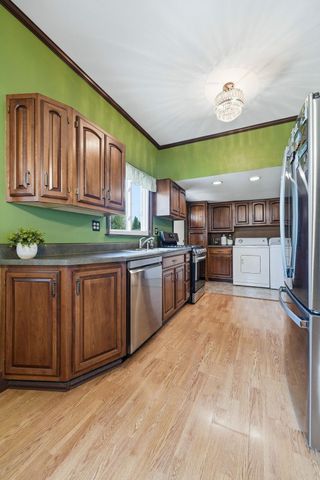 319 E Broad Street, Angola, IN 46703