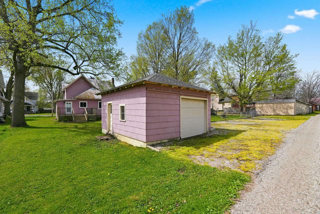319 E Broad Street, Angola, IN 46703