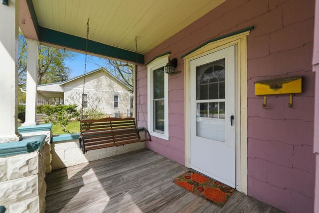 319 E Broad Street, Angola, IN 46703