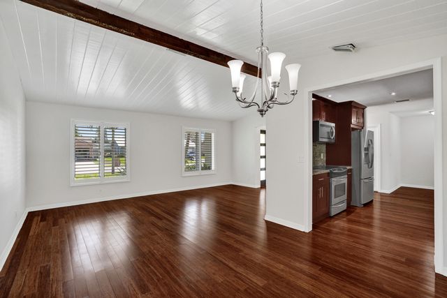 2673 SW 14th Court, Deerfield Beach, FL 33442