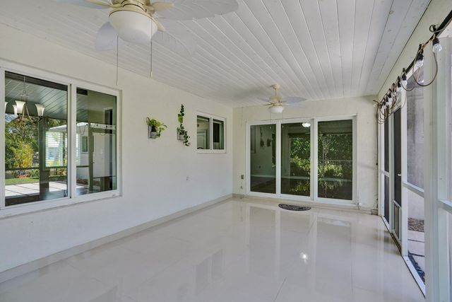 2673 SW 14th Court, Deerfield Beach, FL 33442