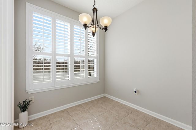 6650 WHITE BLOSSOM Circle 32C, Jacksonville, FL 32258